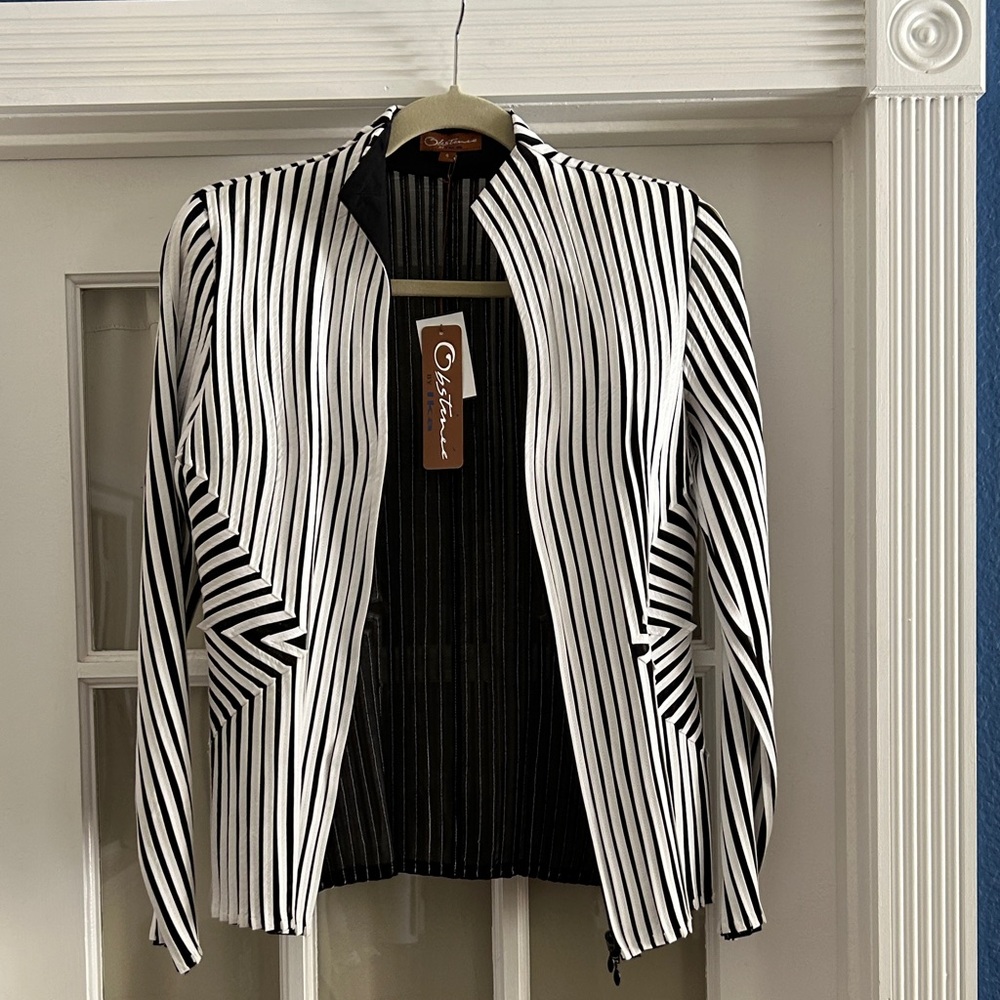 Elegant Black and White Striped Blazer